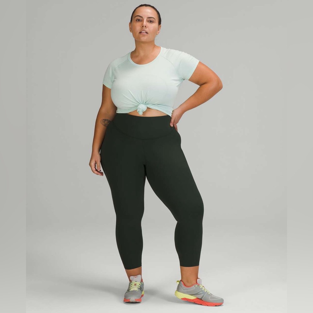 Lululemon Swiftly Tech Short Sleeve Shirt 2.0
Delicate Mint Women’s 14 Running - Picture 1 of 10